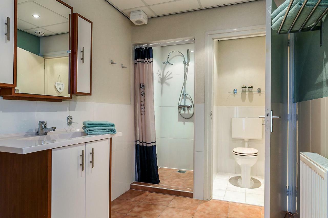 Sfeervol 6 Persoons Appartement - Van Alle Gemakken Voorzien! Bakkeveen Extérieur photo